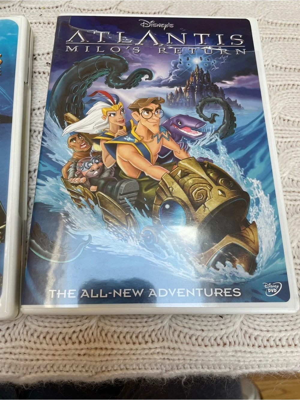 Atlantis: The Lost Empire / Atlantis: Milo's Return: Two-Movie Collection 2 dvds
